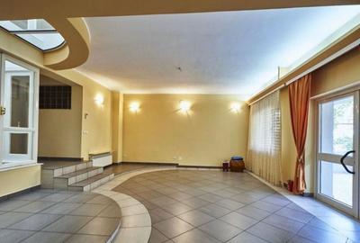 Eroii revolutiei vila 1100 mp S+P+E1+E2+M + curte 14 camere - 1