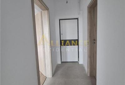 Garsonieră decomandată în Central - 9