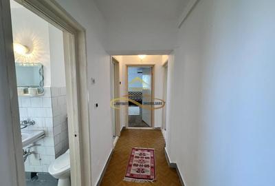 Apartament cu 3 camere decomandat, mobilat în 9 Mai - 14