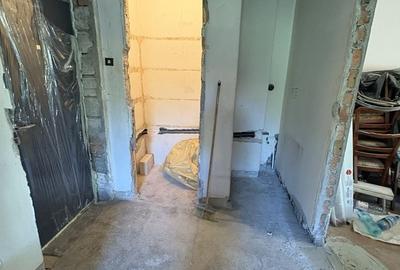Apartament cu 2 camere decomandat în Mureșeni