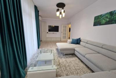 Apartament cu 3 camere decomandat în Dobroești