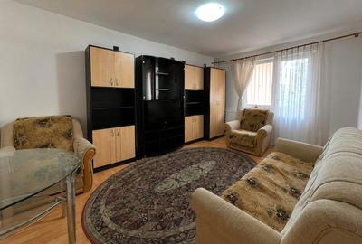 Apartament cu 3 camere decomandat în Astra - 1