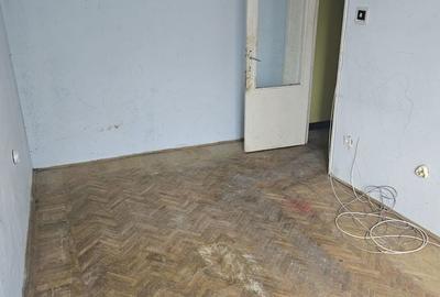 Apartament cu 2 camere decomandat în Central - 3