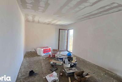 Casă cu 3 camere cu Teren 550 Mp în Voinești - 2