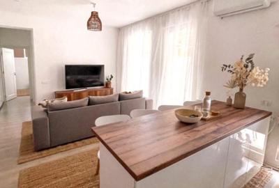 Apartament elegant cu o curte privata - 3