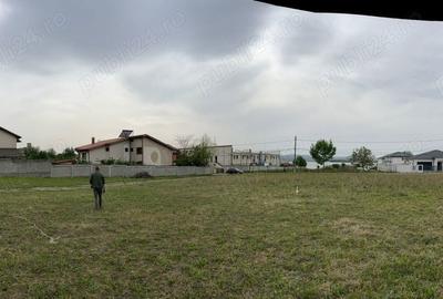 Teren de 500 mp, în Central - 4