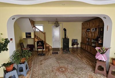 Casă cu 4 camere cu Teren 368 Mp în Coman - 14