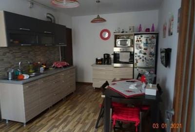 Casă cu 3 camere în Central - 6