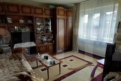 Casa de vanzare, 70 mp, zona Titulescu - 5