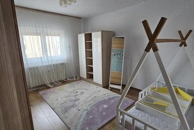 Apartament cu 3 camere semidecomandat în Drumul Taberei - 10