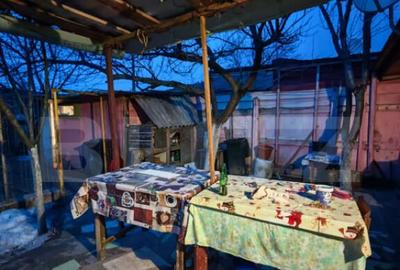 Casă cu 2 camere cu Teren 200 Mp în Central - 1