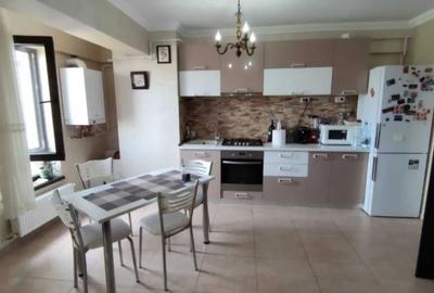 Apartament cu 3 camere decomandat în Păcurari