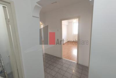 Str. Baciului vanzare apartament decomandat 3 camere cu centrala - 18