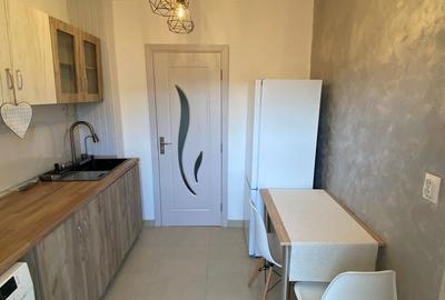 Apartament cu 2 camere decomandat în Central - 4