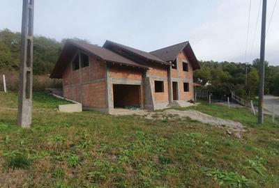 Casă cu 2 camere cu Teren 1500 Mp în Popești - 6