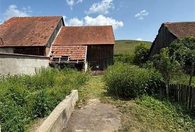 Casa cu teren 2741 MP la doar 6 km de Bod in Araci - 5