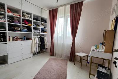Vila la cheie P+E+M, mobilata, la 10 minute de plaja din Mamaia - 4