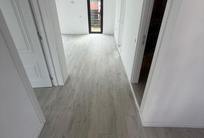 Casă individuală cu 5 camere cu Canalizare în Central - 7