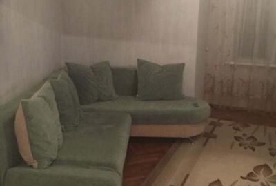 Garsonieră în Titan