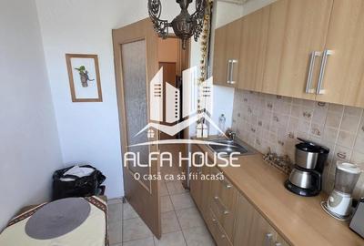 Apartament cu 2 camere semidecomandat în Micro I - 10