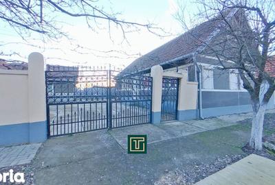 Casă cu 5 camere cu Canalizare în Cermei - 6