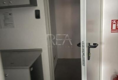 Spațiu comercial, de 150 mp, în P-ța Leul - 7