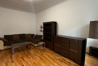 Apartament cu 2 camere decomandat în Central - 3