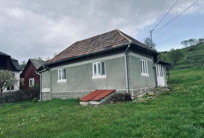 Casă în Sărmaș - 2