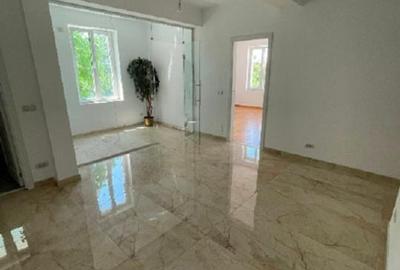 Discount mare, 4 camere lux la gata, bloc nou cu arhitectura, comision 0 - 16