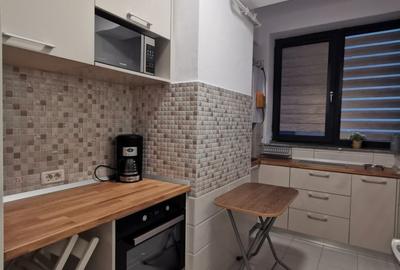 Mamaia, 2camere vedere lac, gaze, loc parcare, termen lung cu deconatre - 3