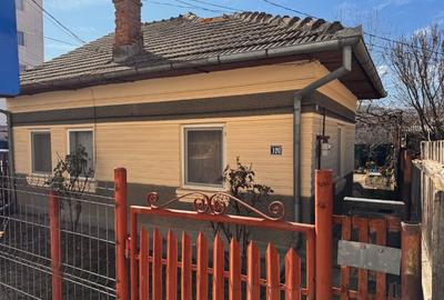 Casa centru Pucioasa, Dambovita