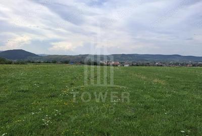 Teren de 1500 mp, în Orlat - 1