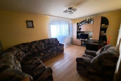 Apartament cu 2 camere decomandat în Orizont - 4