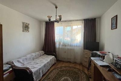 Casă cu 10 camere cu Teren 181 Mp în Rovine - 7