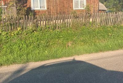 Vand casa ?i teren. - 2