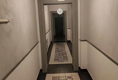 Spațiu comercial, de 18 mp, în Centrul Civic - 2