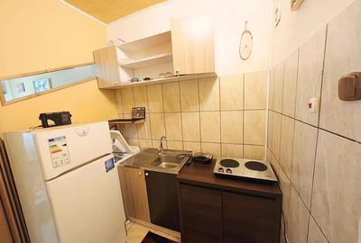 Vand garsoniera in Hunedoara, zona centrala, langa pietonala Corvin, etaj 2, 23.000 euro neg - 6