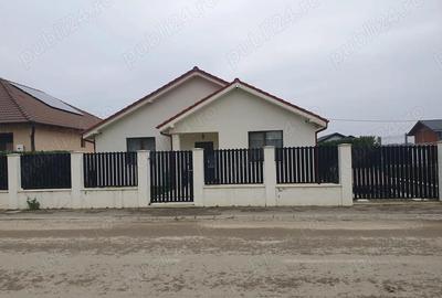 Casă cu 3 camere cu Teren 500 Mp în Sântandrei