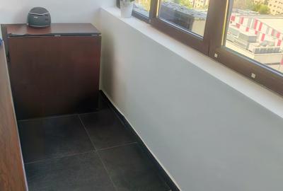 Apartament cu 3 camere decomandat în Titan - 10