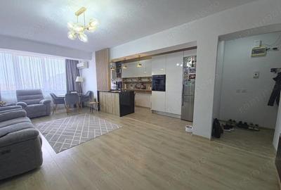 Apartament cu 3 camere decomandat, mobilat în Central - 1