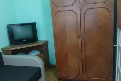 Apartament cu 3 camere semidecomandat în Central - 4