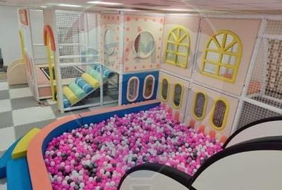 Spatiu comercial de inchiriat - 21