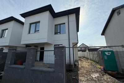 Casă individuală cu 4 camere cu Teren 220 Mp în Prelungirea Ghencea - 5