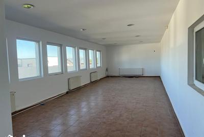 Spațiu comercial, de 1,650 mp, în Central - 9