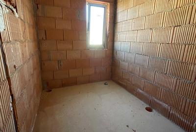 Casă cu 3 camere cu Teren 175 Mp în Giroc - 3