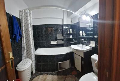 Apartament cu 4 camere decomandat în Central - 8