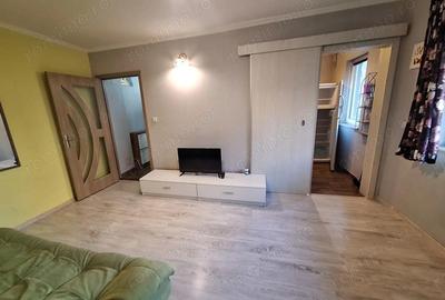 Apartament cu 2 camere semidecomandat în Dacia
