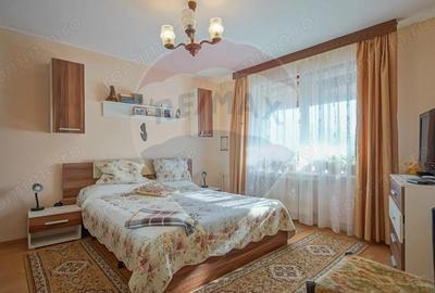 Casă cu Garaj în Dârste - 12