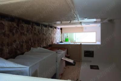 Apartament cu 3 camere semidecomandat în Pieții - 4