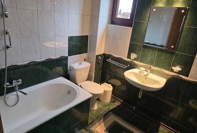 Casă cu Teren 422 Mp în Central - 5